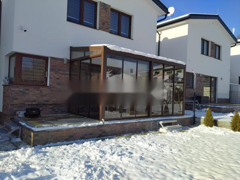 KAYA bioklimatická pergola — celkový pohľad na terasu